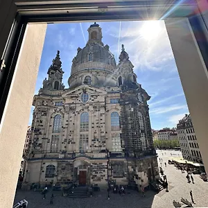 familienapartment-munzgasse-mit-blick-zur-frauenkirche.dresdenhotels.net/